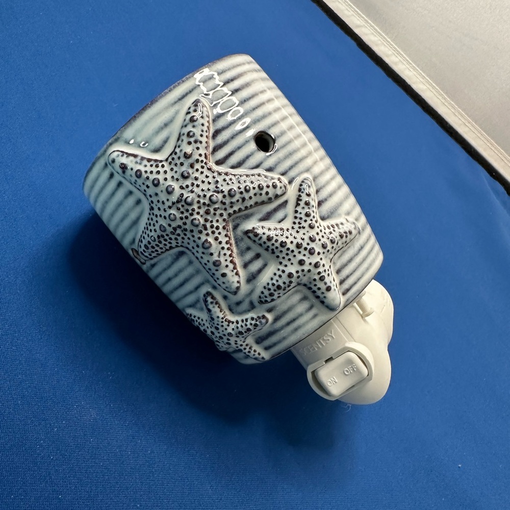 Sea Star Scentsy Nightlight Warmer
